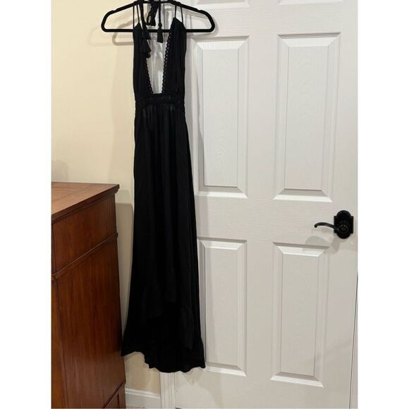 Bohome Women's Sleeveless Plunging Lace Trim Maxi Dress Black Small NWT - Picture 1 of 5